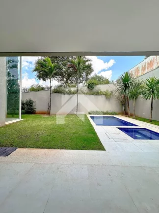 Imagem Casa de Condomínio em Alphaville - Santana de Parnaíba, SP