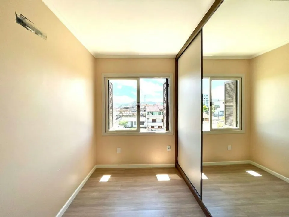 Imagem Apartamento 3 dormitórios à venda no Bairro Tristeza - Porto Alegre