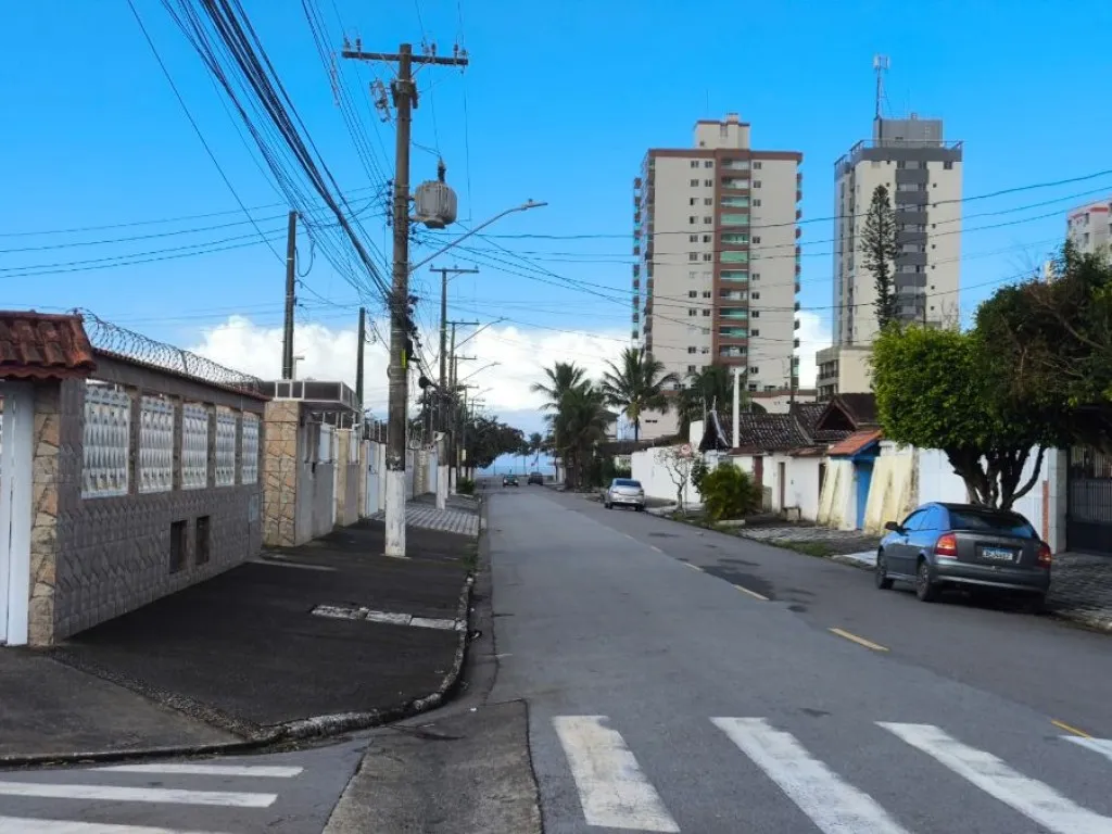 Imagem CASA COM 50,00 m² - REAL - PRAIA GRANDE SP