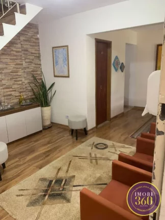 Imagem Sobrado de 3 dormitórios à venda na Vila Jacuí - 110 m²