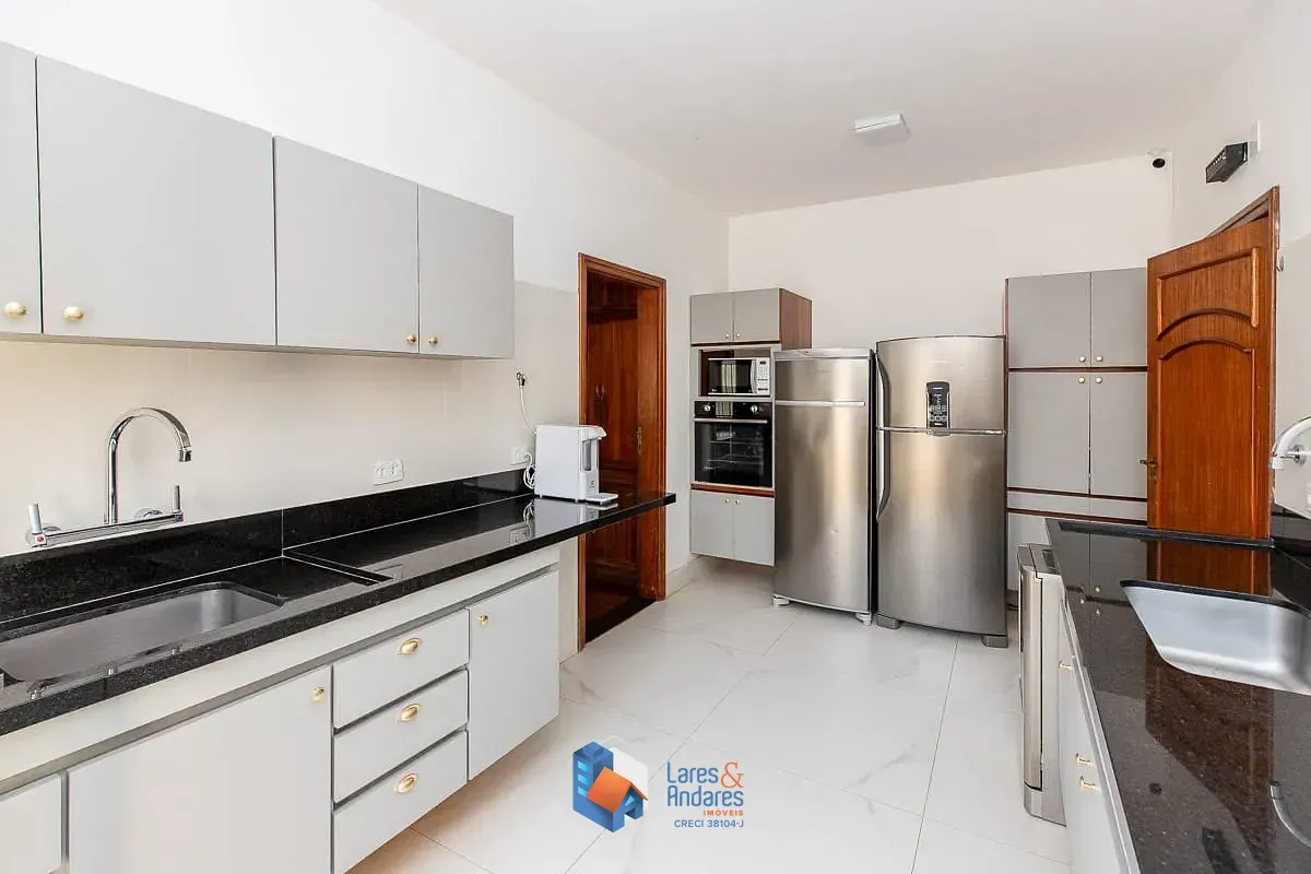 Imagem Casa para venda em Chácara Monte Alegre com 4 quartos, sendo 1 suíte, 450m²