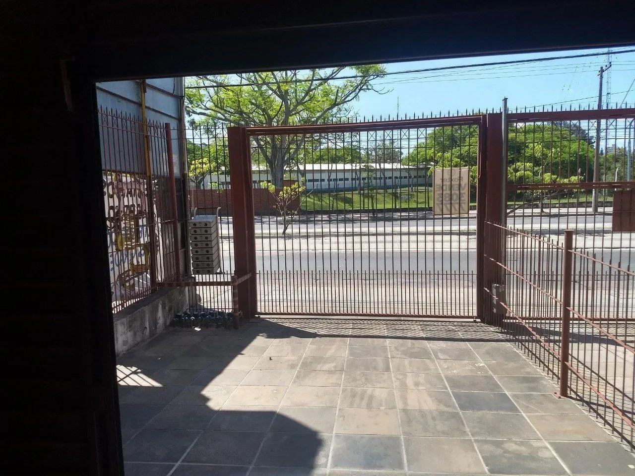 Imagem Loja para Venda - 82.89m², 0 dormitórios, Partenon, Porto Alegre