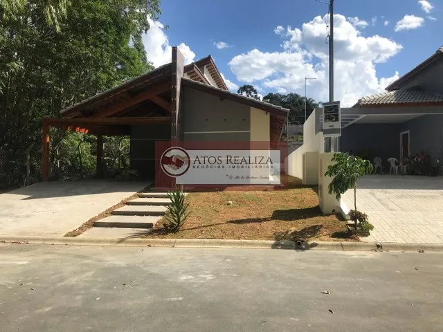 Imagem Compre Casa térrea em Cond. Fechado em Tijuco Preto - Cotia