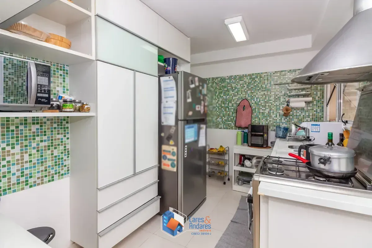 Imagem Apartamento para venda em Pinheiros com 3 quartos, sendo 1 suíte, 120m²