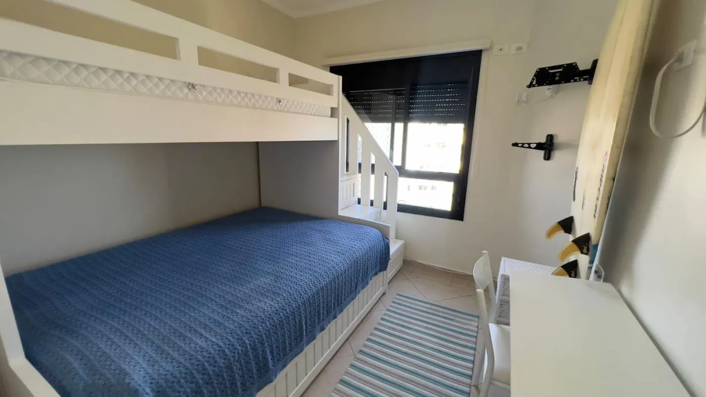 Imagem Apartamento para Temporada em Bertioga, Riviera, 4 dormitórios, 4 suítes, 5 banheiros, 3 vagas