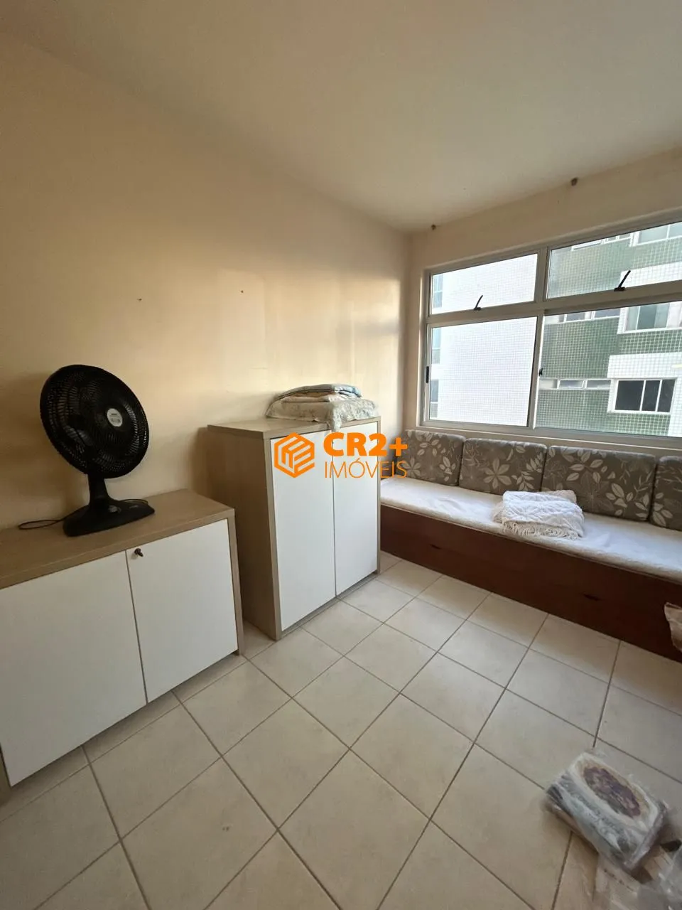 Imagem Alugo apartamento com 4 quartos -182m² na Navegantes em Boa Viagem