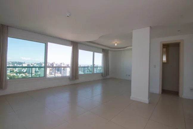 Imagem Apartamento à venda em Porto Alegre, Petrópolis, com 3 quartos, 123m2