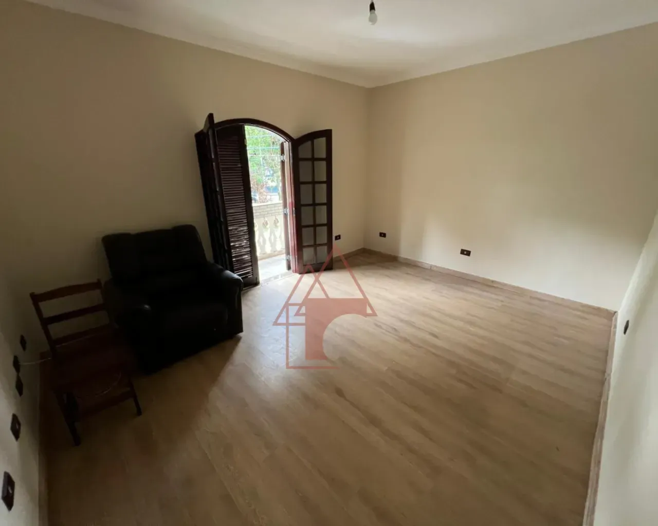 Imagem Sobrado com 3 Quartos à Venda, 102 m² em Vila Couto - Cubatão