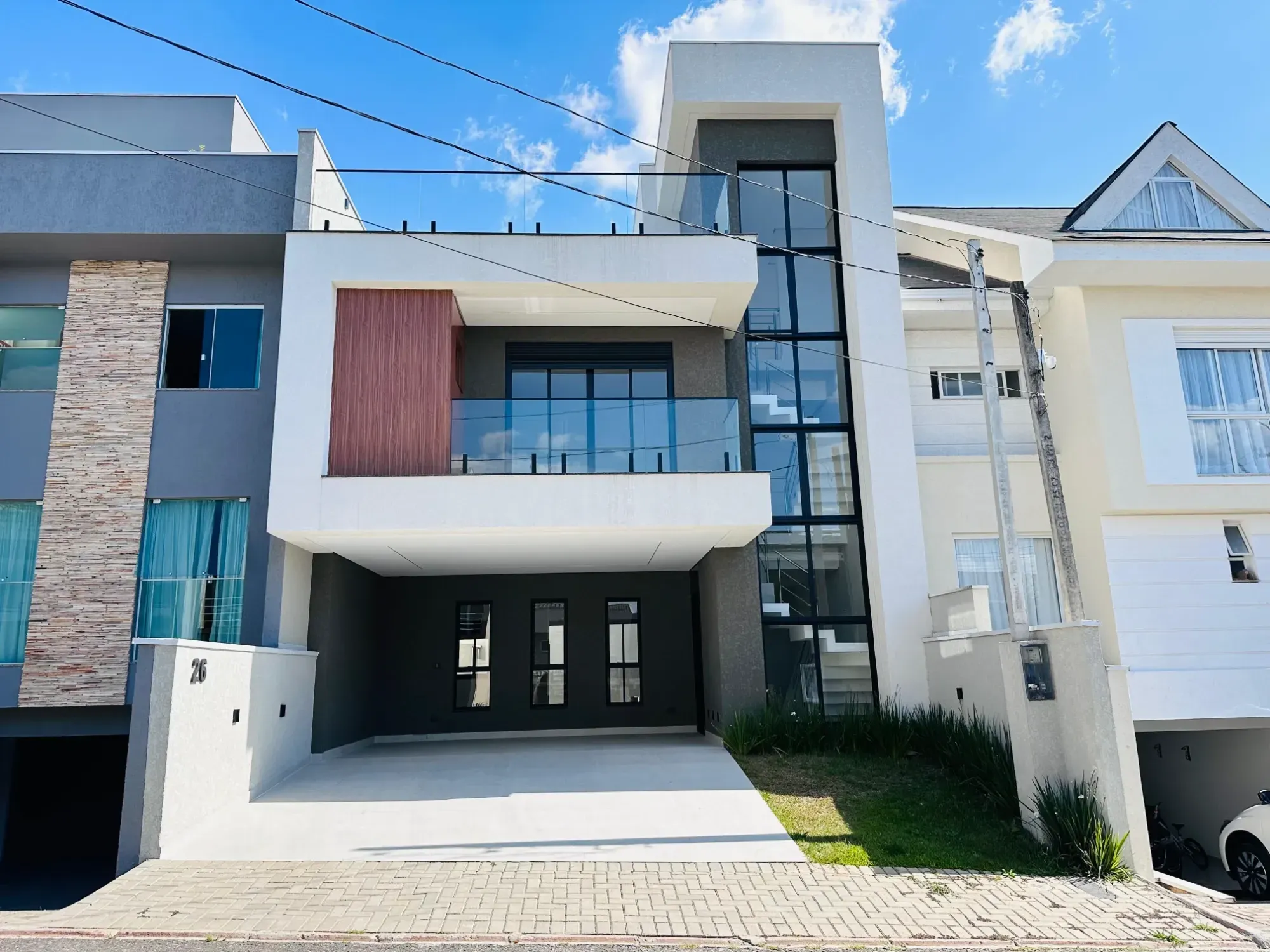 Imagem Casa com 3 Quartos à Venda, 187 m² em Cachoeira - Curitiba