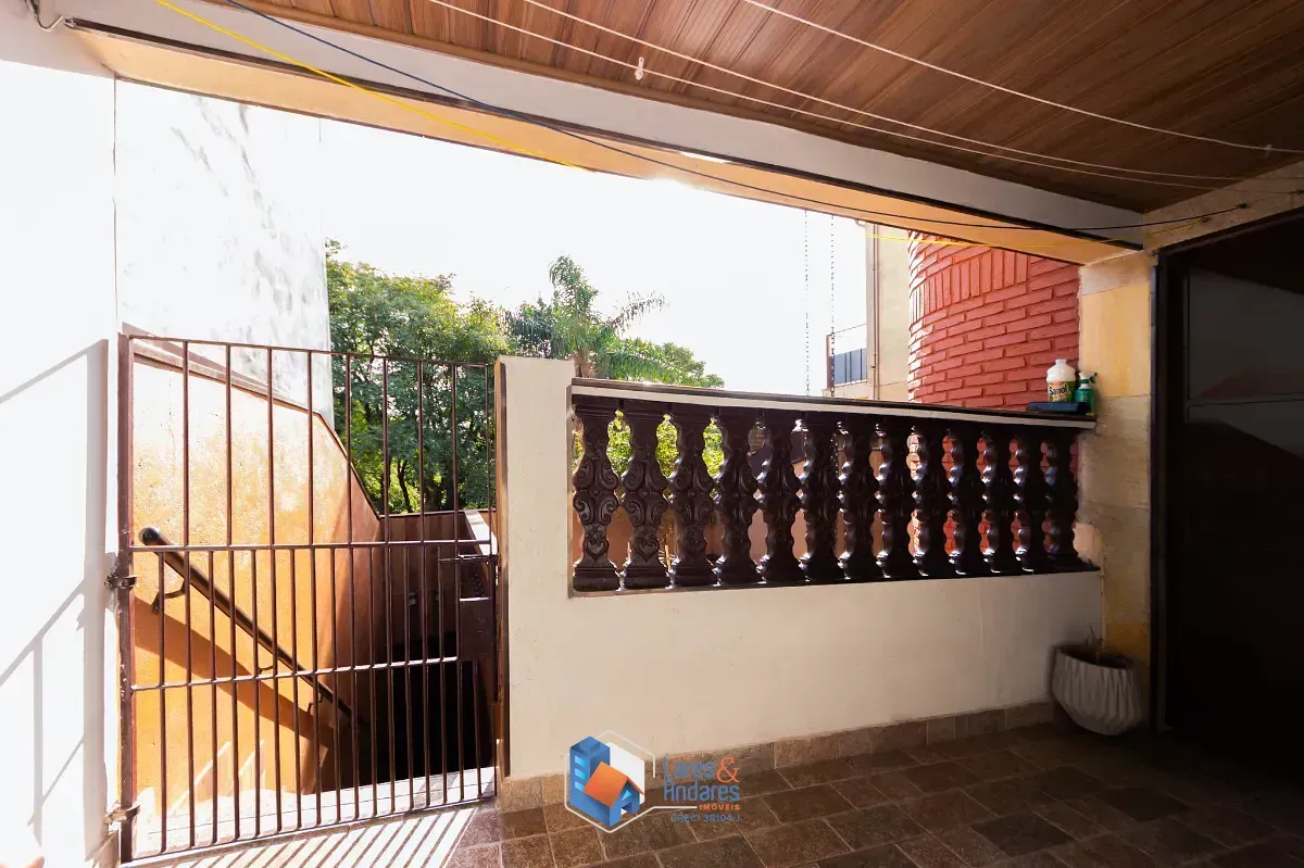 Imagem Sobrado para venda em Parque Panamericano com 4 quartos, 190m²