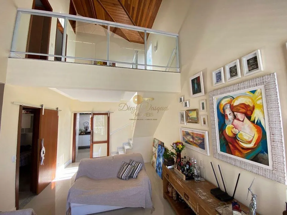 Imagem Casa em Condomínio para Venda em Teresópolis / RJ no bairro Bom Retiro