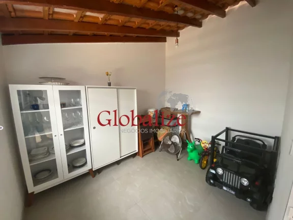 Imagem Casa Triplex com 3 suítes e 2 vagas no bairro Embaré em Santos por R$ 1.299.000,00