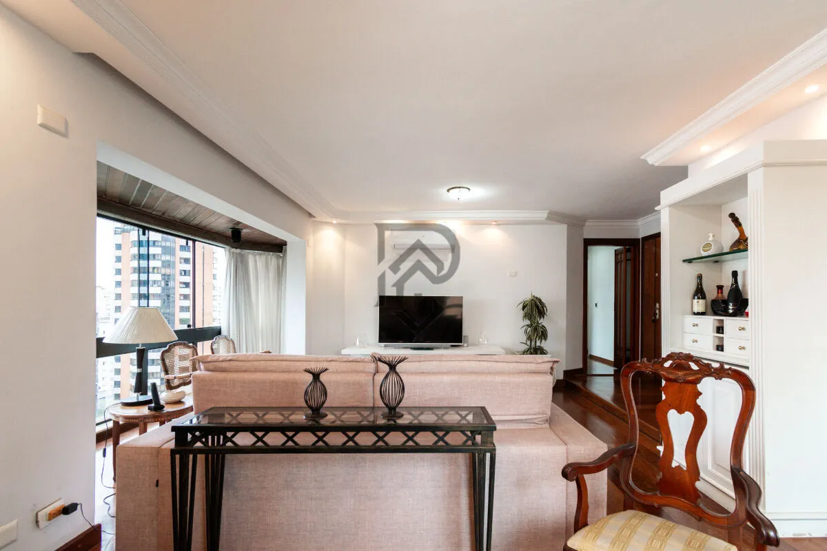 Imagem Apartamento moema andar alto