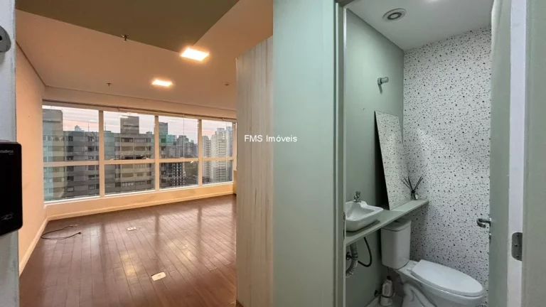 Imagem Sala Comercial à Venda ou Locação em São Paulo-SP, Consolação: 1 Quarto, 1 Sala, 1 Banheiro, 1 Vaga - 31m²