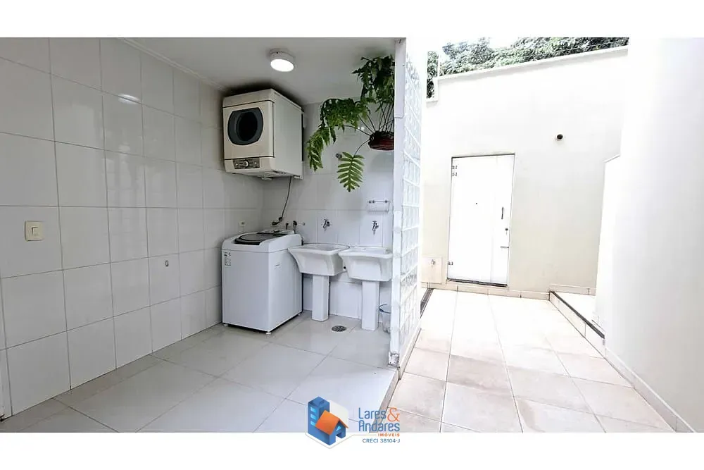 Imagem Casa à venda 3 Quartos 3 Suites 4 Vagas 295M² Caxingui São Paulo - SP