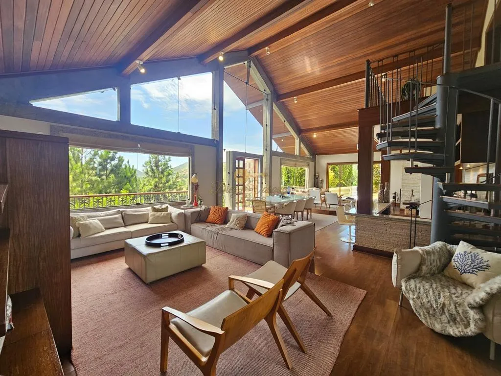 Imagem Casa em Condomínio para Venda em Teresópolis / RJ no bairro Green Valley