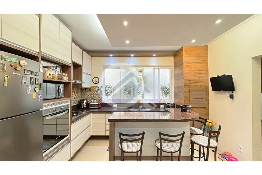 Imagem Esse maravilhoso apartamento na Rua João Telles, conta com 3 dormitórios, uma ampla cozinha gourme...