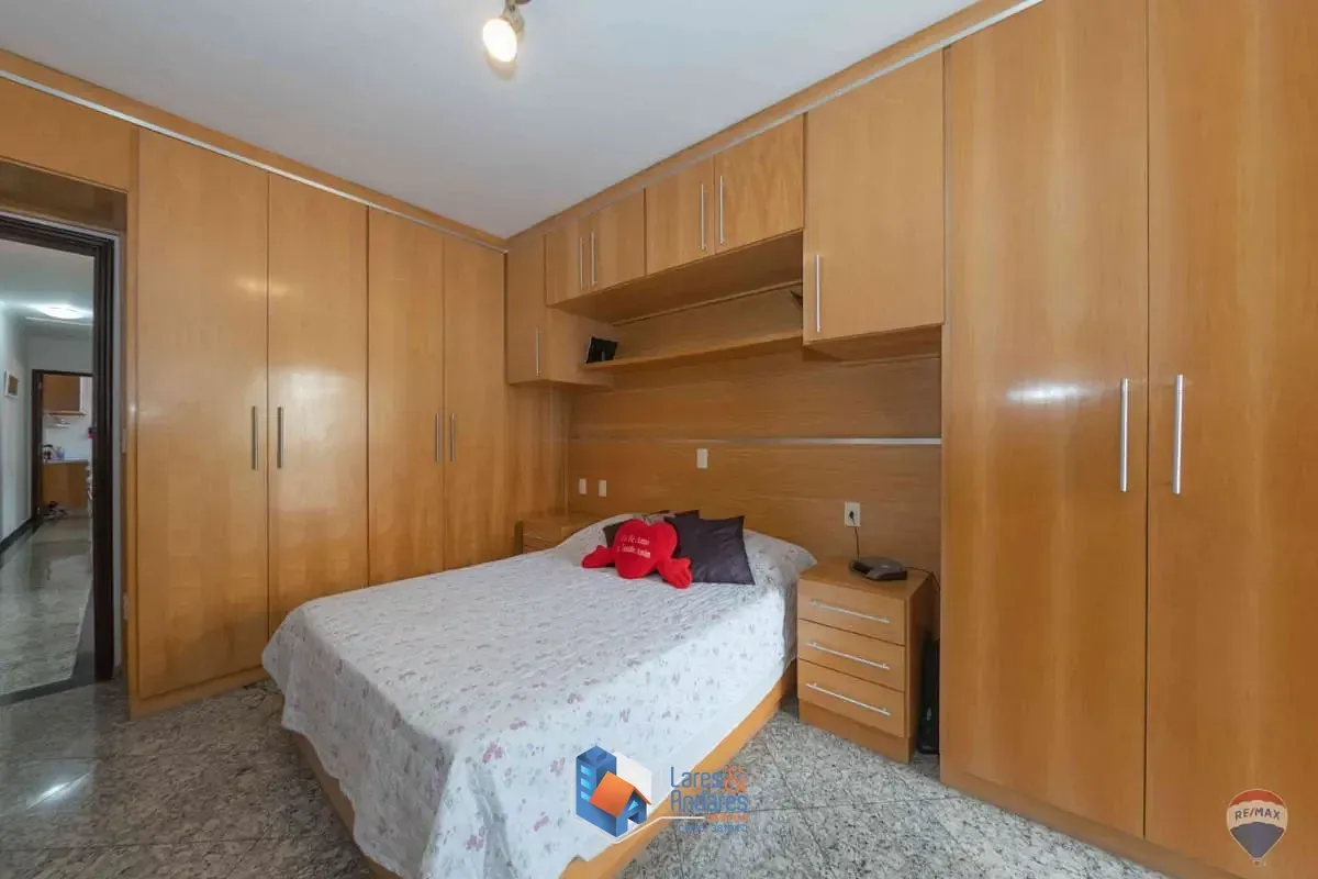 Imagem Sobrado para venda em Vila Gustavo com 3 quartos, sendo 1 suíte, 173m²