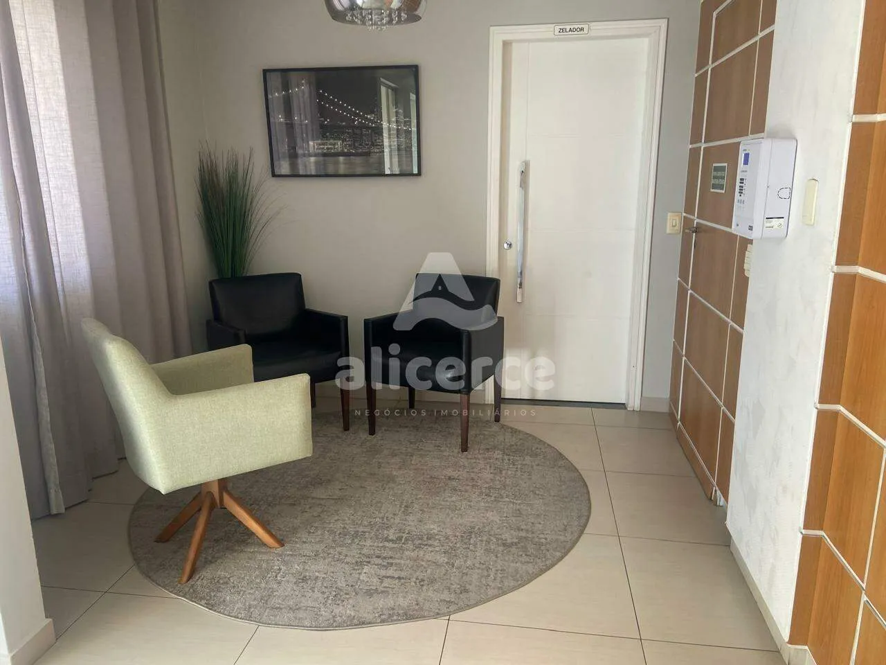 Imagem OPORTUNIDADE ÚNICA EM CAPOEIRAS - EXECENTE PADRÃO, ANDAR ALTO E PRONTO PARA MORAR!