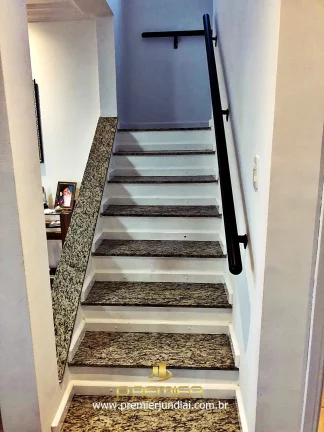 Imagem LINDO SOBRADO 244M², 3 DORMITORIOS COM 1 SUÍTE MASTER E ÓTIMA LOCALIZAÇÃO NO QUINTA DAS VIDEIRAS