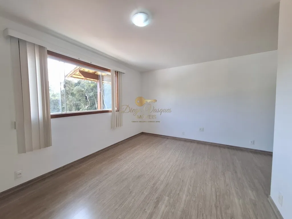 Imagem Casa em Condomínio para Venda em Teresópolis / RJ no bairro Albuquerque