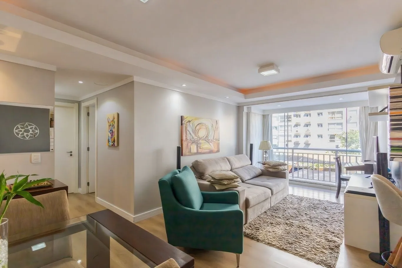 Imagem Vende-se apartamento com 2 quartos (1 suíte), 68m² e 1 vaga - Passo da Areia