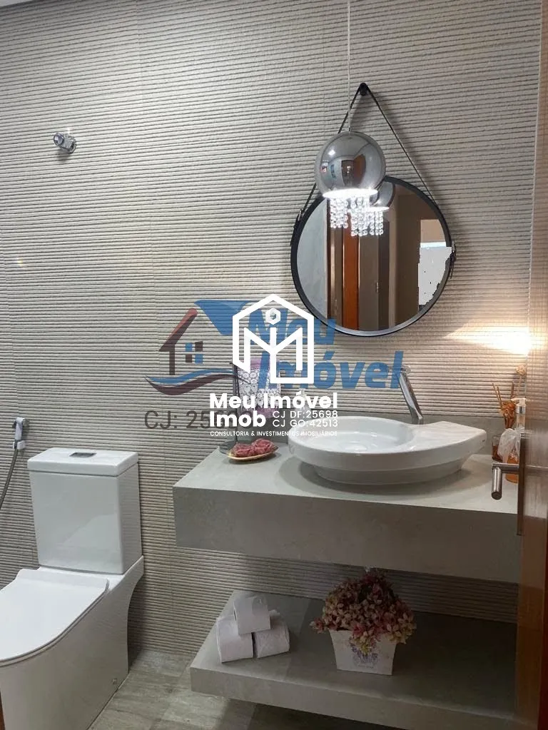 Imagem Casa 4 Quartos 4 Suítes 8 Vagas 350m² Reformada
