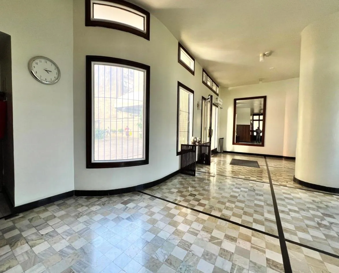 Imagem Excelente apartamento 3 dormitórios com vista para o Guaíba em frente a Santa Casa - Edif. Santa Tecla