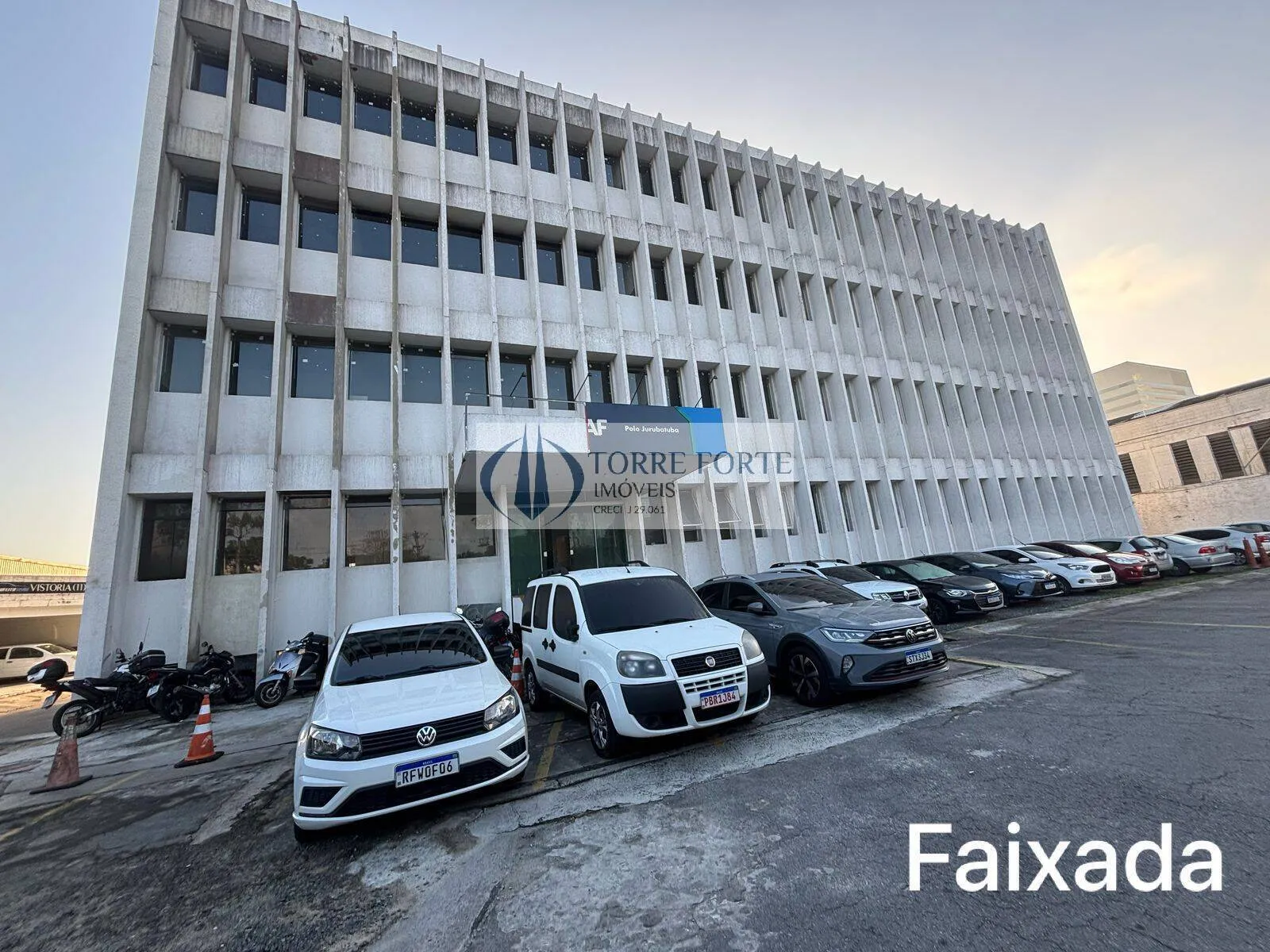 Foto do imóvel Lindo prédio comercial em Avenida das Nações Unidas
