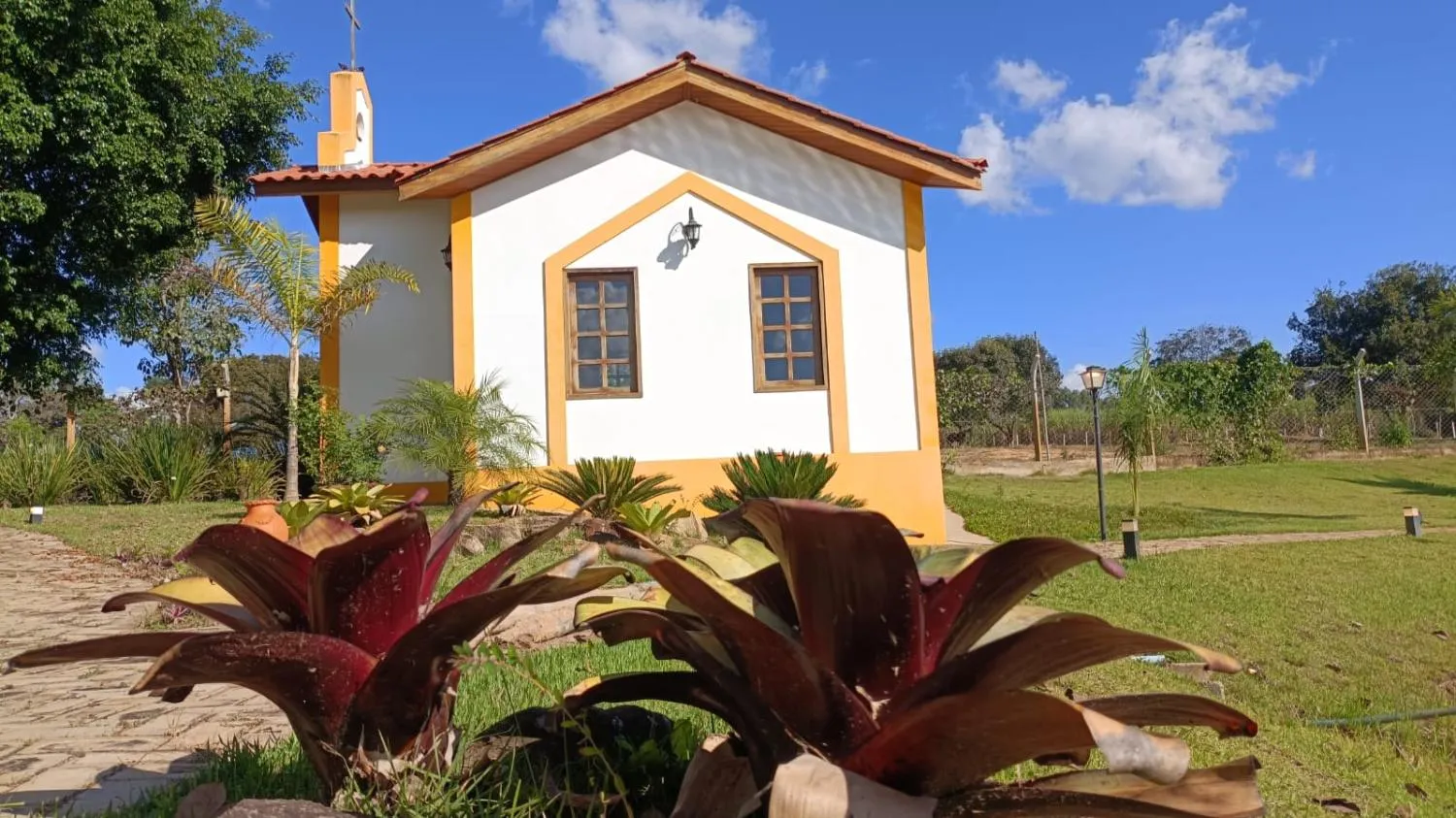 Imagem Vendo um magnífico sítio em Perdigão/MG com 64.000 m² de extensão