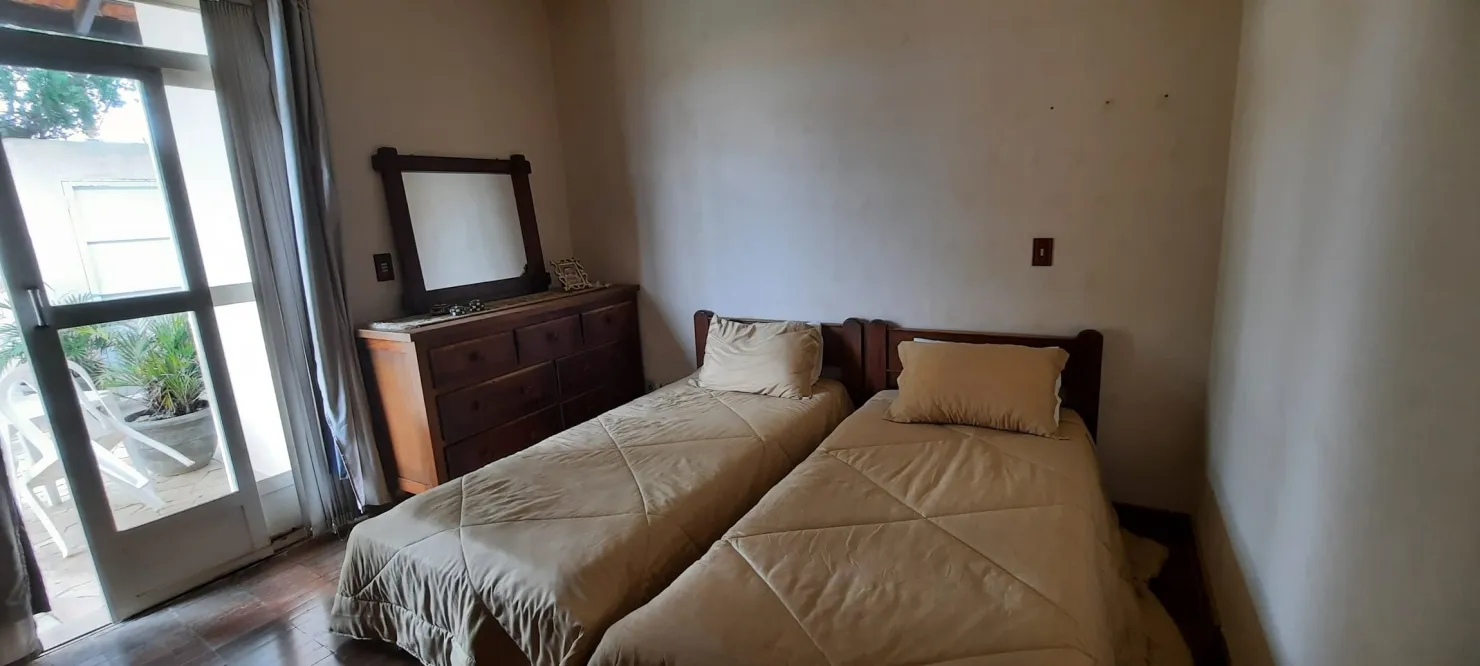 Imagem Casa à venda 4 Quartos, 2 Suites, 4 Vagas, 392M², Jardim Indepedência, Guaratinguetá - SP
