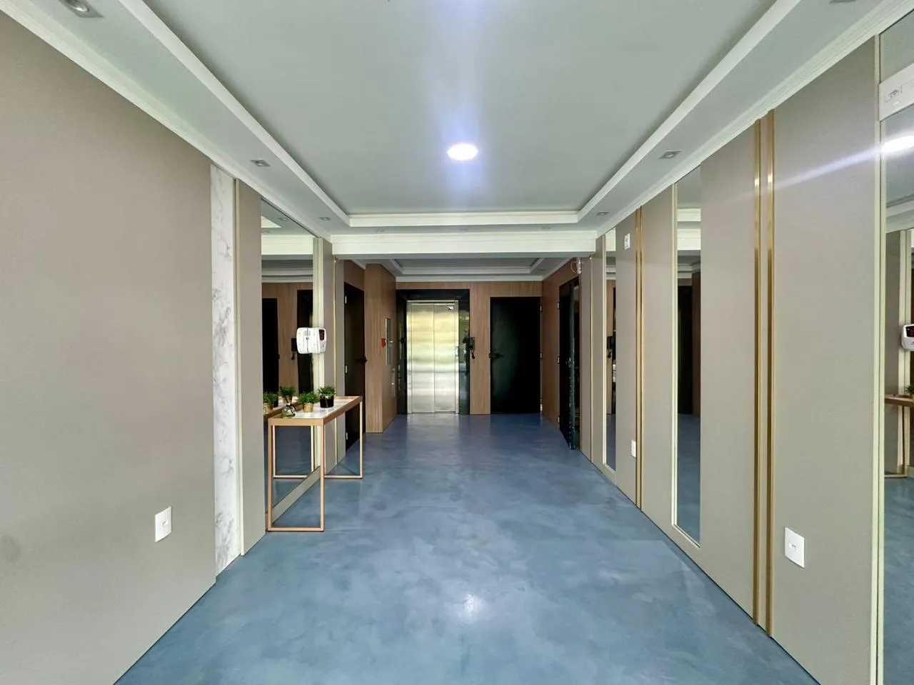 Imagem Apartamento à venda com 180m2 por R$ 2.000.000,00