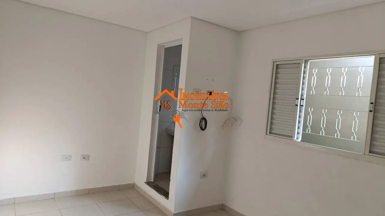 Imagem Casa com 1 dormitório para alugar, 50 m² por R$ 1.296,00/mês - Cidade Brasil - Guarulhos/SP