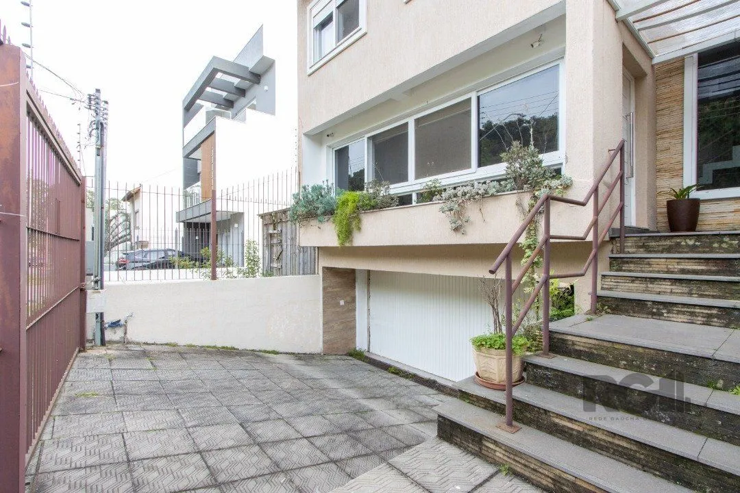 Imagem Casa à Venda no Guarujá - Porto Alegre