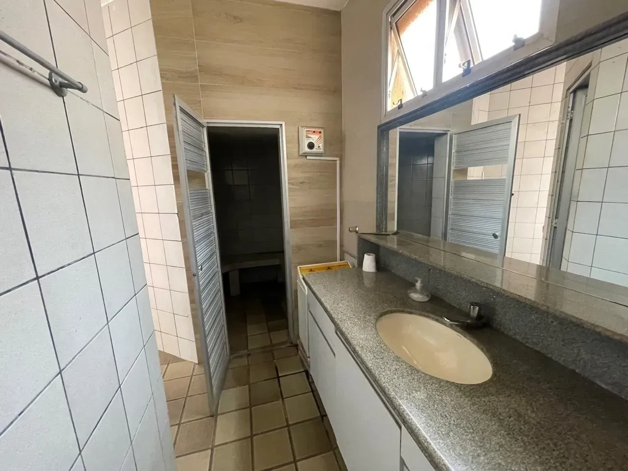 Imagem Cobertura com 4 Quartos à Venda, 353 m² em Setor Bueno - Goiânia
