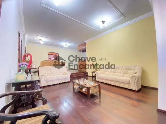Imagem Casas / Alto Padrão na cidade de Birigui