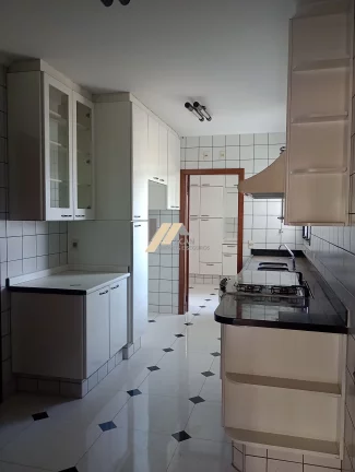 Imagem Apartamento com 4 quartos à venda no Cambuí em Campinas-SP