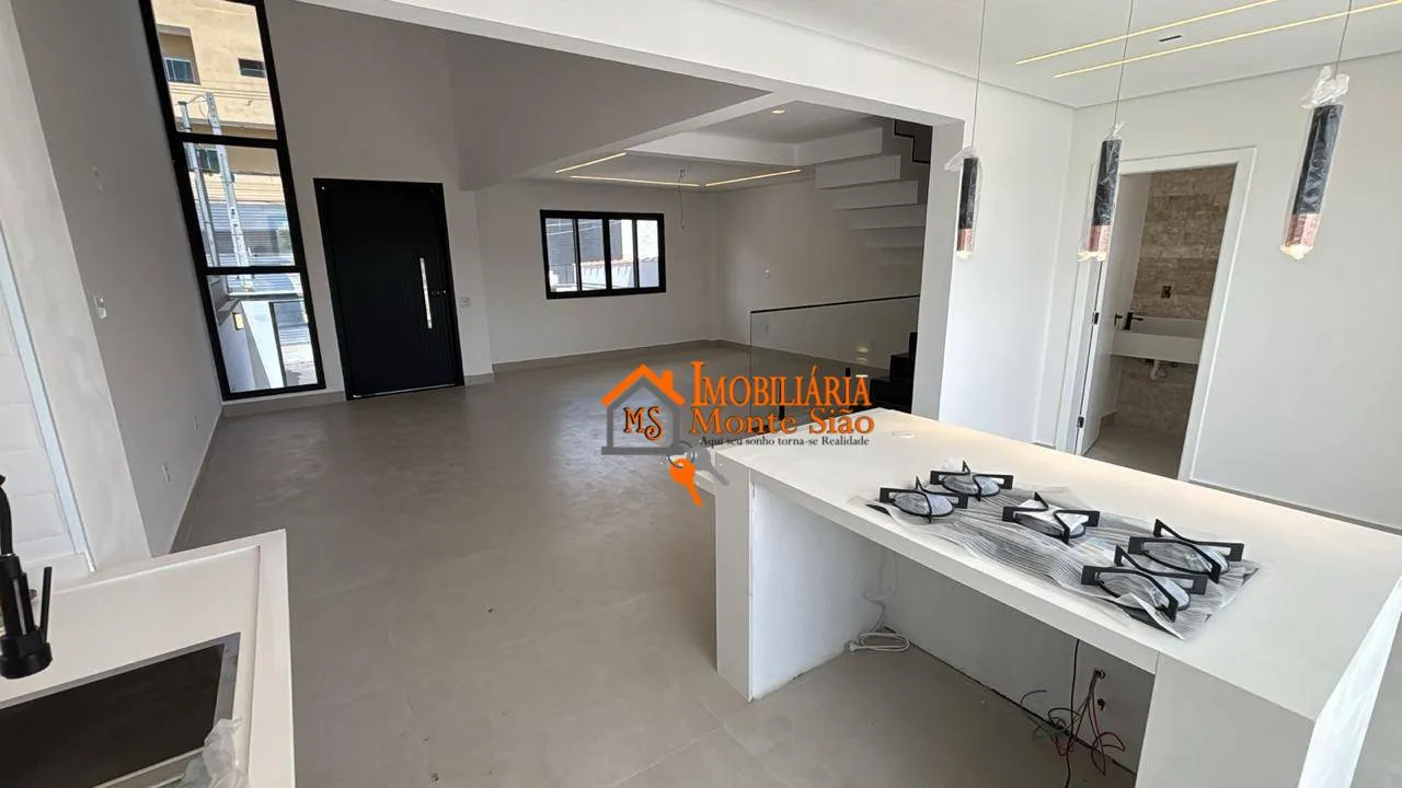 Imagem Sobrado com 3 dormitórios à venda, 203 m² por R$ 1.400.000,00 - Vila Carmela II - Guarulhos/SP