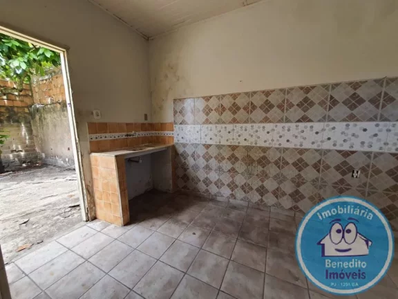 Imagem VENDO CASA SIMPLES COM AMPLO TERRENO EM PORTO SEGURO