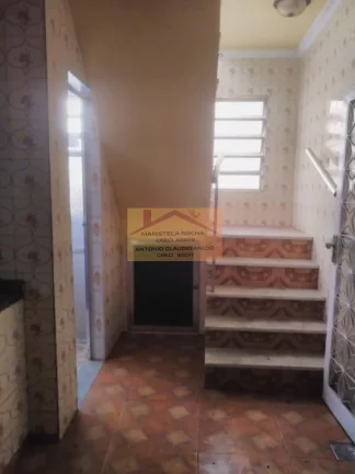 Imagem Oportunidade em Realengo: Casa Espaçosa na Rua Doze!