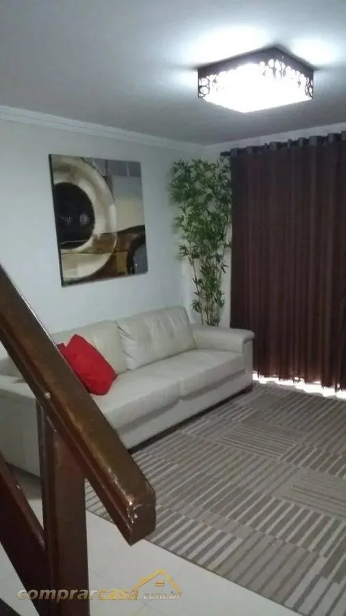 Imagem Casa em Condomínio para Venda em Cabo Frio / RJ no bairro Jardim Flamboyant