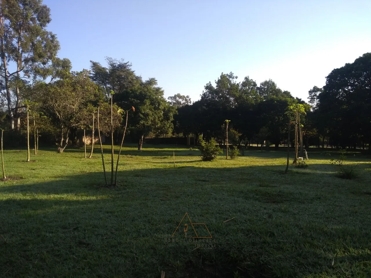 Imagem Sitio em Itu-SP: 3 quartos, 1 suíte, sala ampla, 3 banheiros, 23.000m² de área no Parque Nossa Senhora da Candelária
