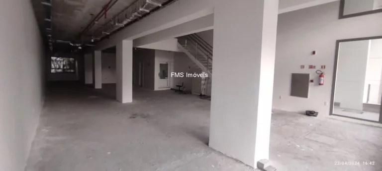 Imagem Loja com 394m² em Pinheiros