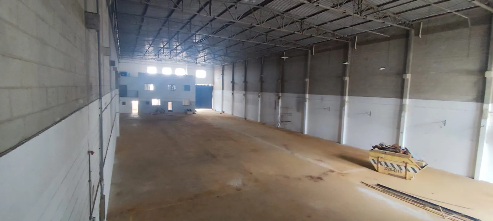 Imagem Galpão Industrial para Alugar em Sorocaba | 1.200 m² | Pé-Direito 13m | Piso 5 Ton | Zona Industrial - Éden