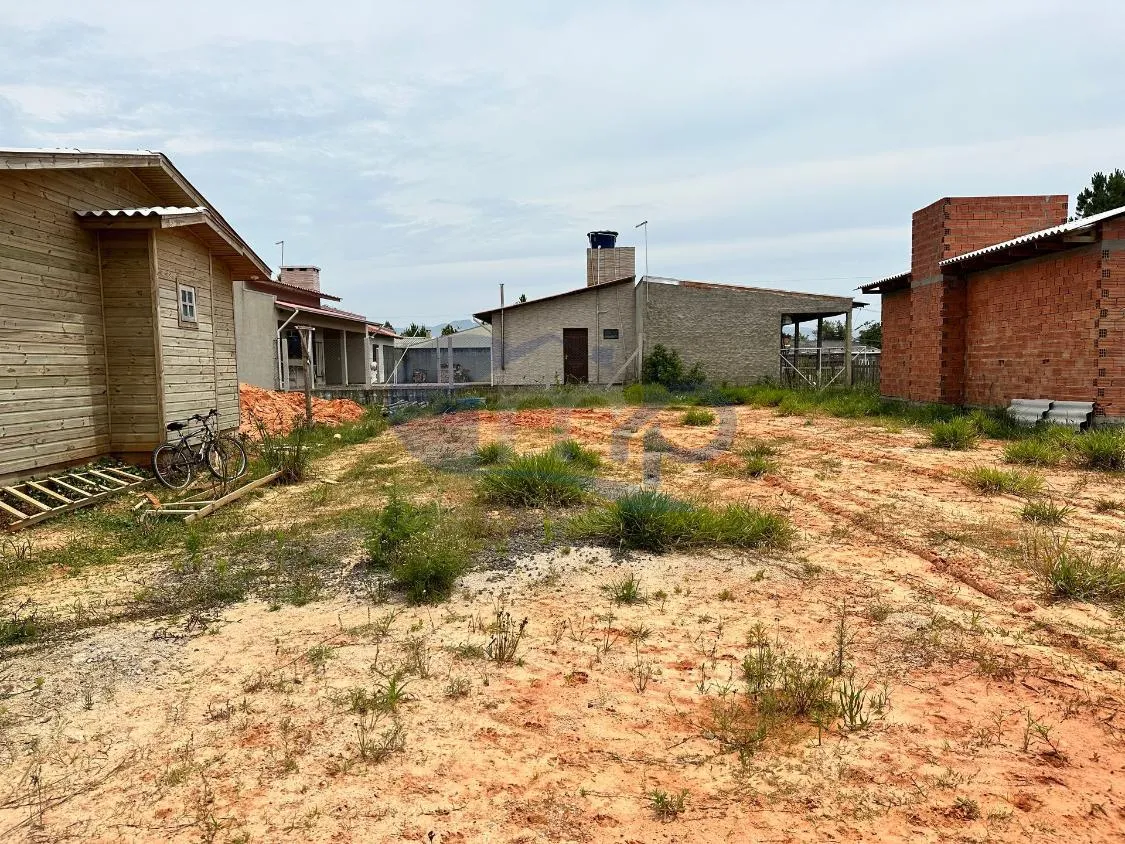 Imagem Terreno a venda com 300m² na praia Rondinha no Arroio do Sal/RS