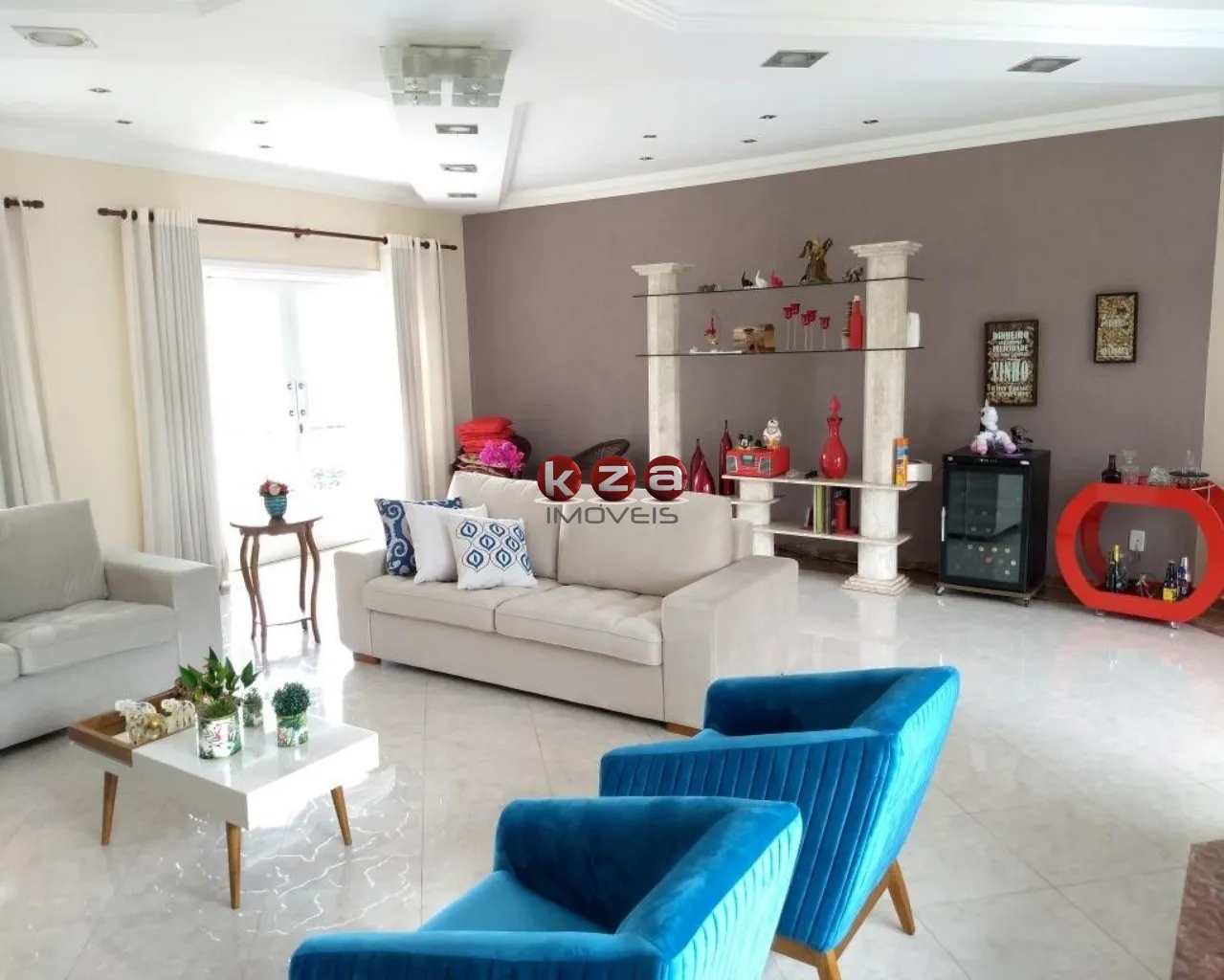 Imagem Imperdível! Casa em condomínio à venda em Valinhos-SP, Condomínio Terras do Paiquerê, 3 quartos, 3 suítes, 3 salas, 2 banheiros, 2 vagas, 570m².