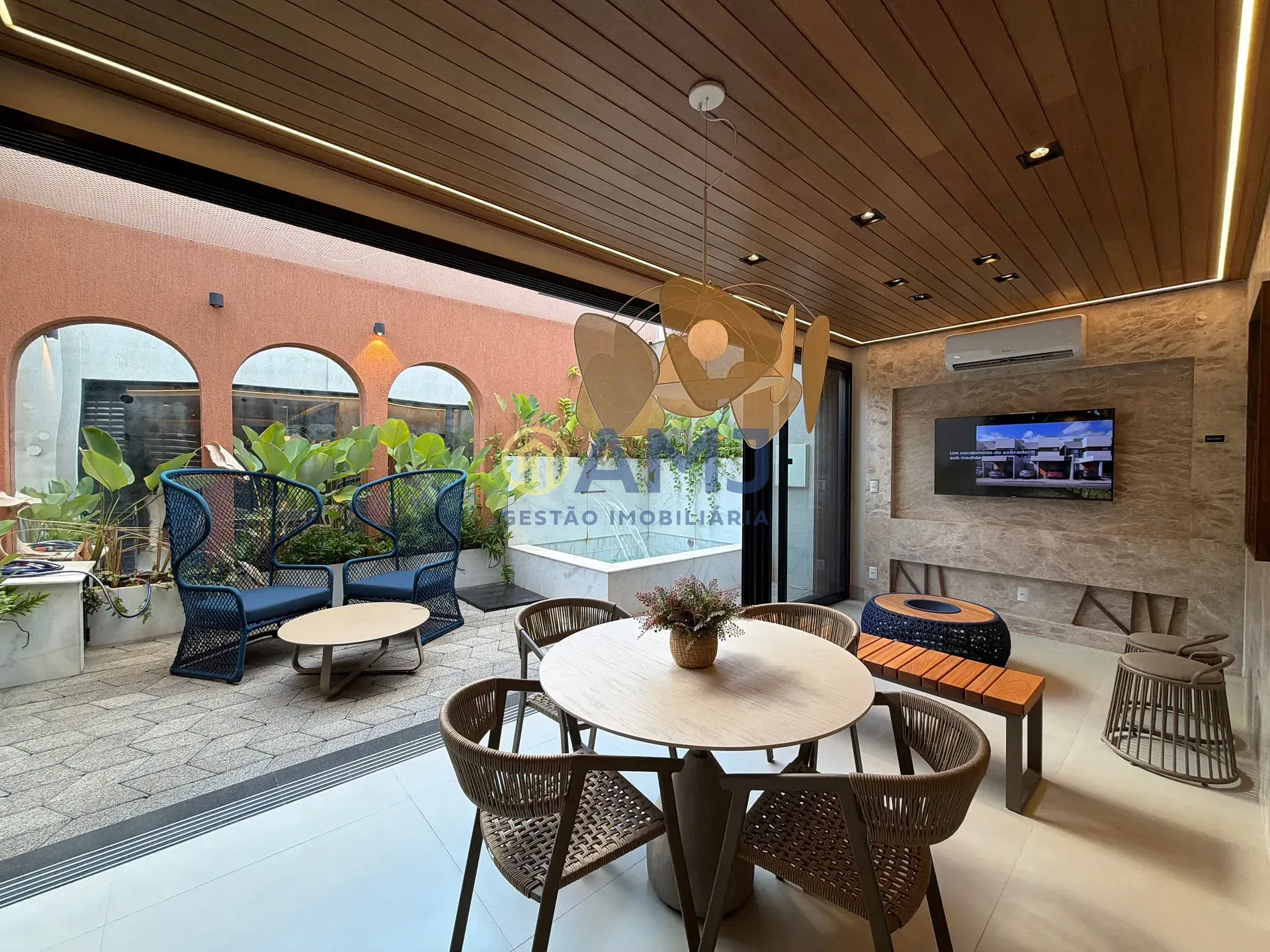 Foto do imóvel SOBRADO À VENDA | 3 SUÍTES PLENAS | URBAN RESIDENCE - JARDIM IMPERIAL em Endereço não informado