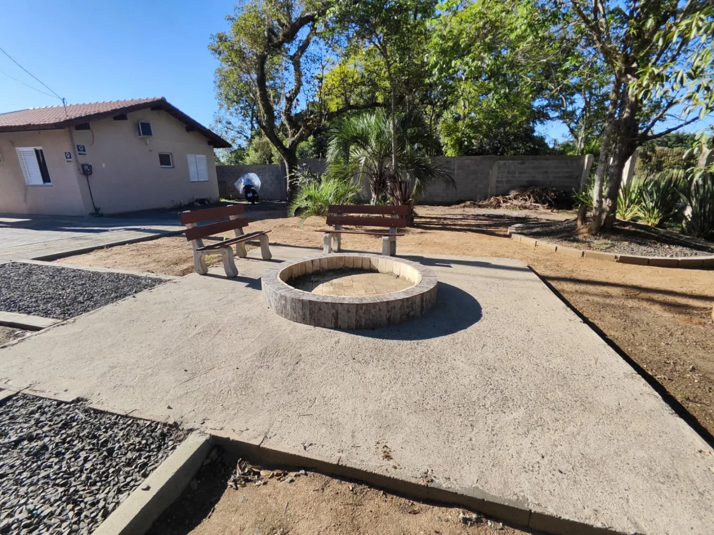 Imagem Casa - Sobrado a venda no Centro de Viamão