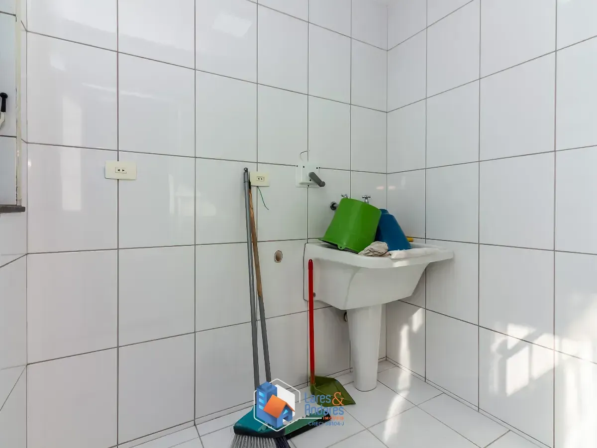 Imagem Sobrado para venda em Vila Iório com 2 quartos, 150m²