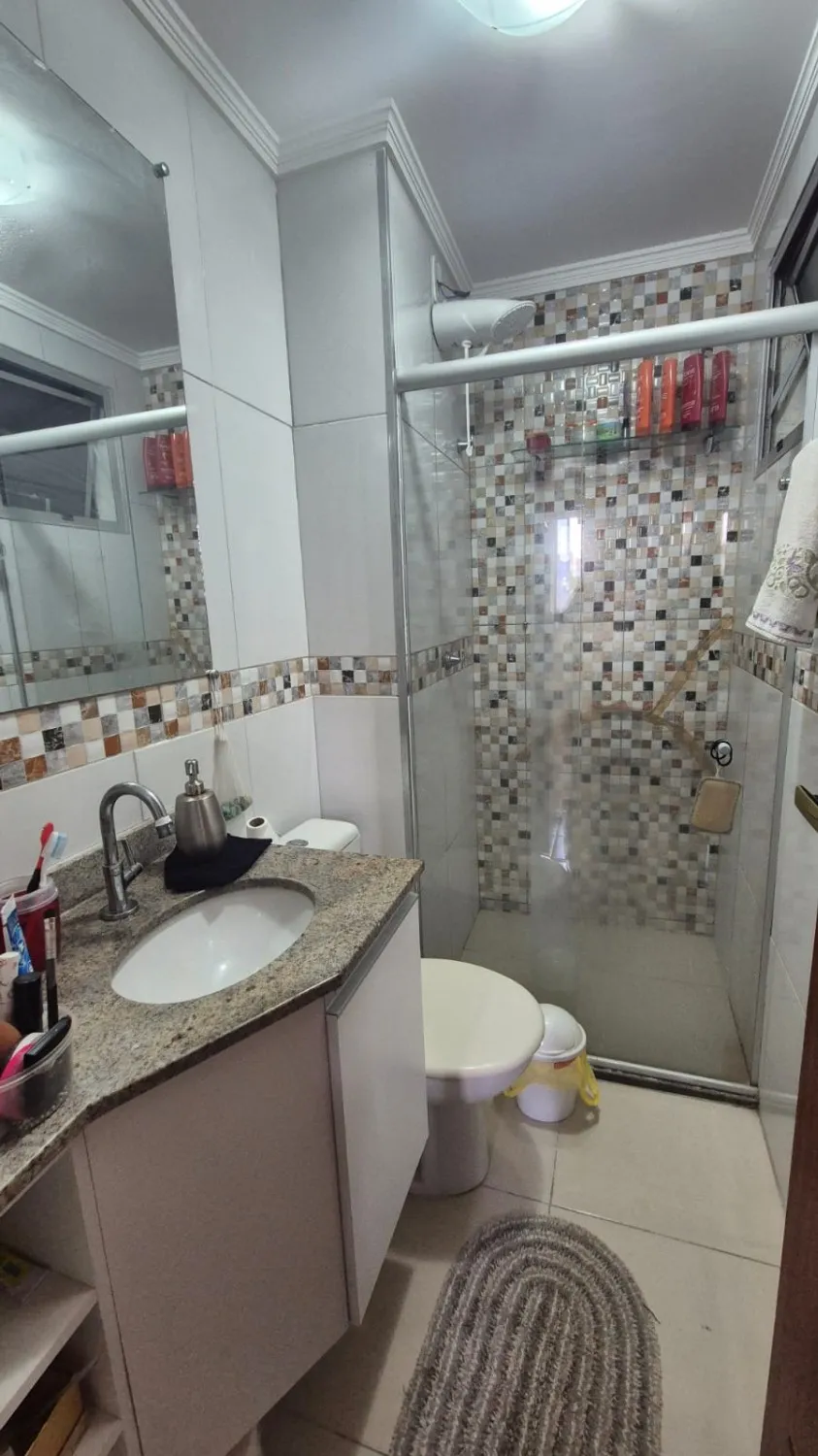 Imagem Apartamento com 2 quartos para alugar em Vila Velha